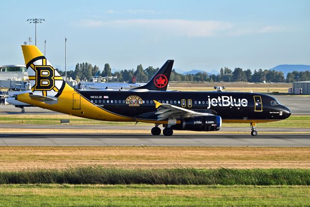 Airbus A320 (N632JB)