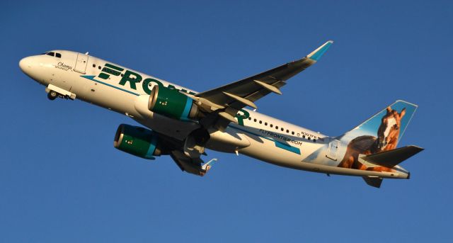 Airbus A320neo (N307FR) - A320 Neo taking off from MSP Airport. 