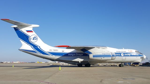 RA-76951 — - Rare sighting of this IL-78 in KATL.