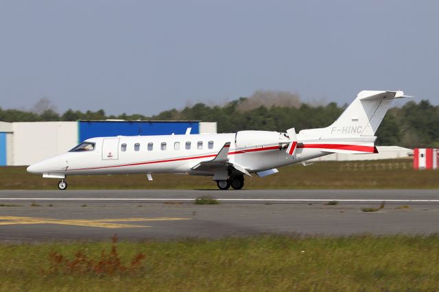 Bombardier Learjet 75 (F-HINC)