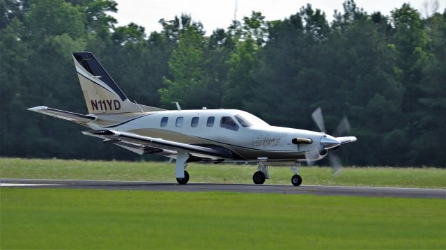 Socata TBM-700 (N11YD)