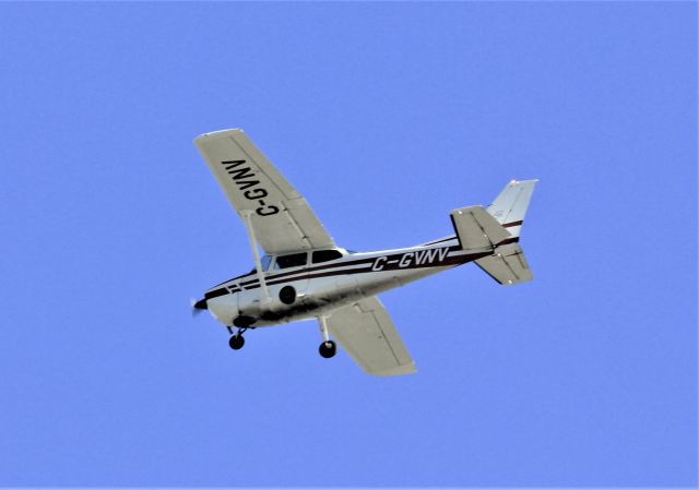 C-GVNV — - C-GVNV Cessna 172-N en vol au dessus de la ville de Lavaltrie QC. le 19-09-2021 à 10:15