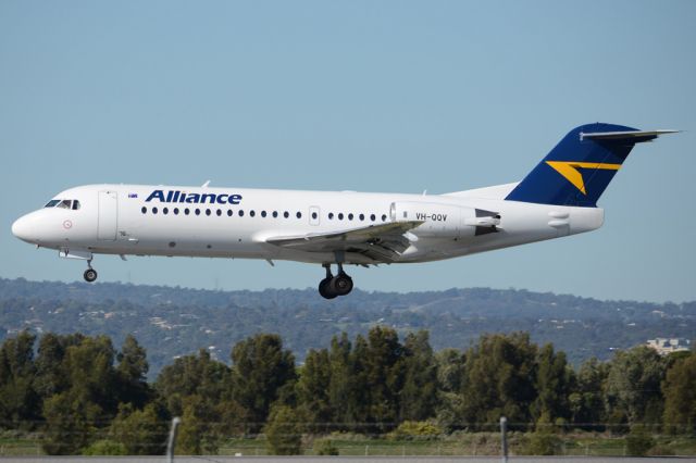 Fokker 70 (VH-QQV) - About to put down on runway 05. Wednesday, 21st May 2014.