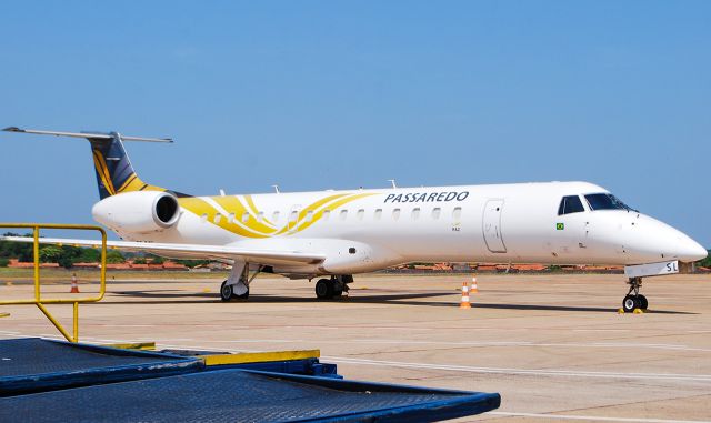 Embraer ERJ-145 (PR-PSL)