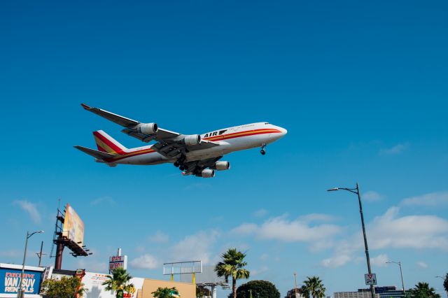 Boeing 747-200 (N744CK)