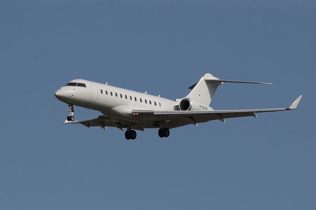 Bombardier Global Express (M-DSUN) - ZBAA