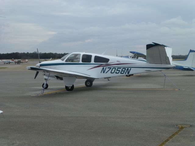 Beechcraft 35 Bonanza (N7058N)