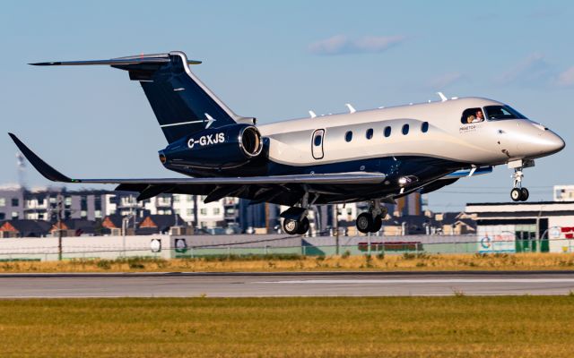 Embraer Legacy 450 (C-GXJS)
