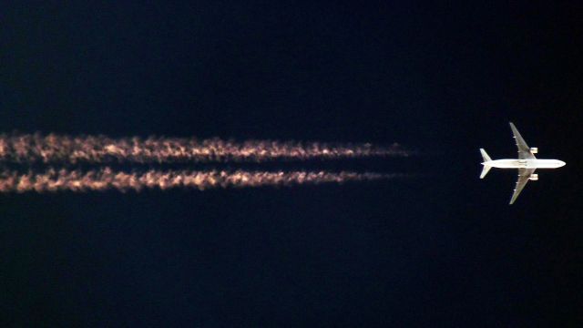 Boeing 777-200 (F-GSPY)