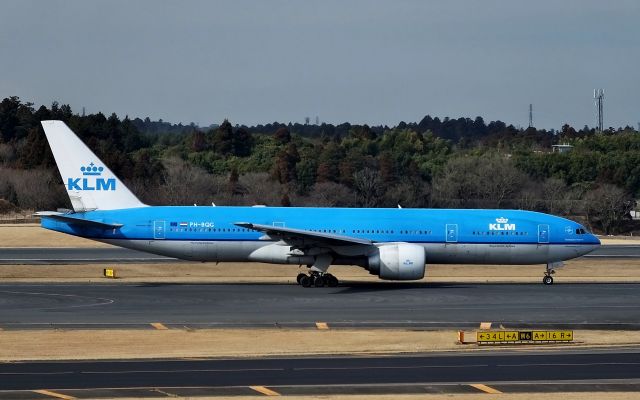 Boeing 777-200 (PH-BQG) - Taxing at NRT.(2016/02/22)