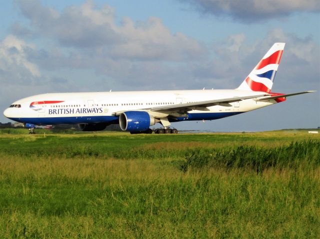 Boeing 777-200 (G-VIIO)