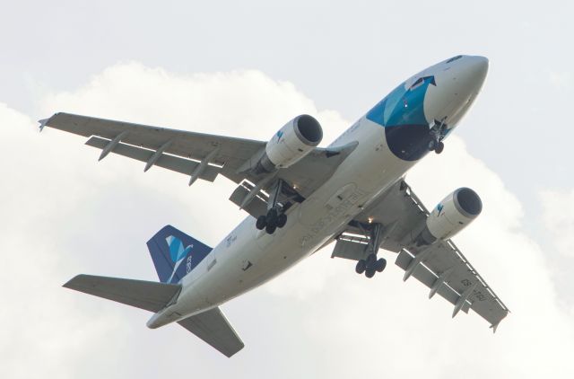 Airbus A310 (CS-TGU) - Airbus A-310 approaching BOS. 