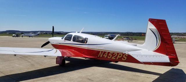 Mooney M-20 (N452PS)