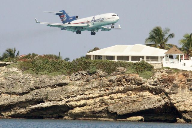 BOEING 727-200 (N395AJ)