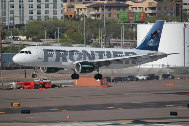 Airbus A320 (N205FR)