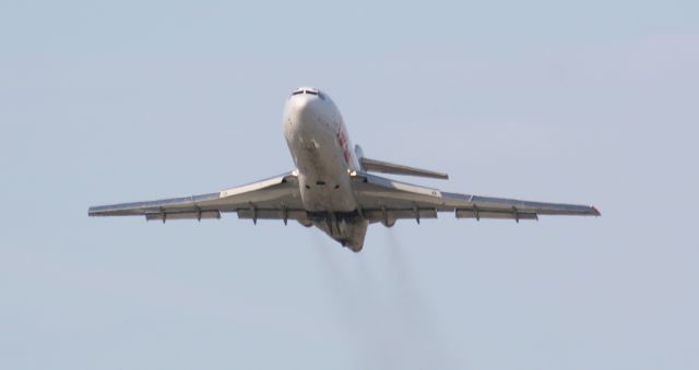 BOEING 727-200 —