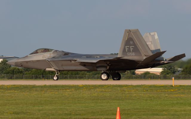 Lockheed F-22 Raptor (08-4156) - Loco landing after an awesome demo during EAA Airventure 2019.