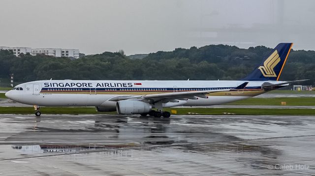 Airbus A330-300 (9V-SSB)