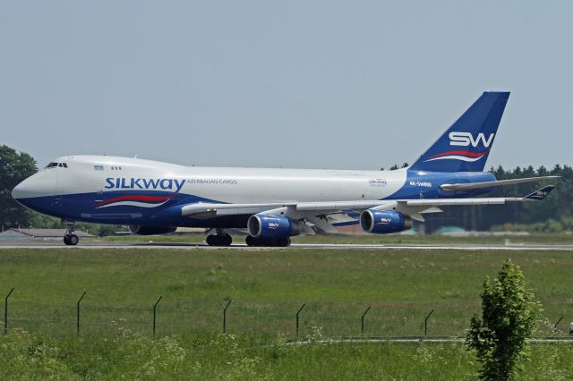 Boeing 747-400 (4KSW800)