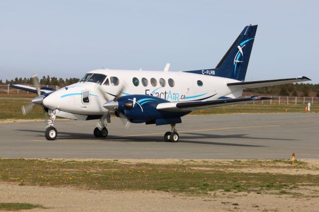 Beechcraft King Air 100 (C-FLRB) - Exact air, 18/05/2024