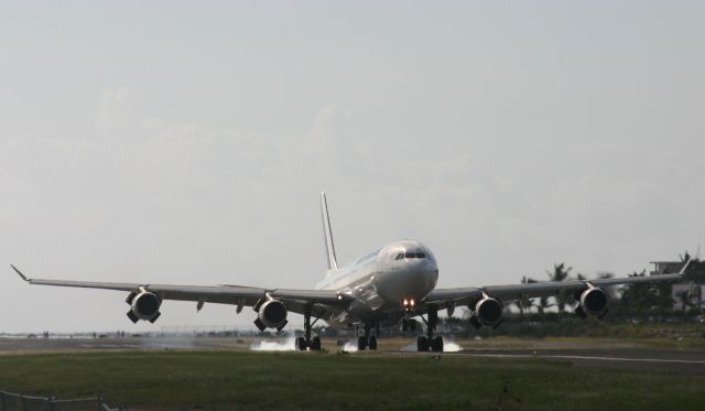 Airbus A340-300 (F-GLZP) - Air France F-GLZP touching down at TNCM