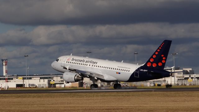 Airbus A319 (OO-SSG) - 07/08/2013