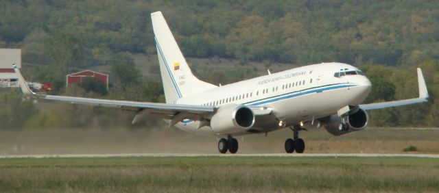 Fokker Fellowship (FAC1) - President of Columbia flew into Hetrick Air Services on September 23rd to visit KU.