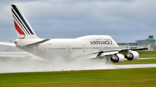 Boeing 747-400 (F-GITH)