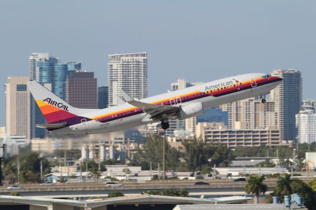 Boeing 737-800 (N917NN)