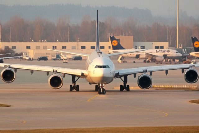 Airbus A340-600 (D-AIHH)