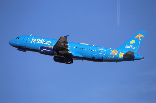 Airbus A320 (N779JB)