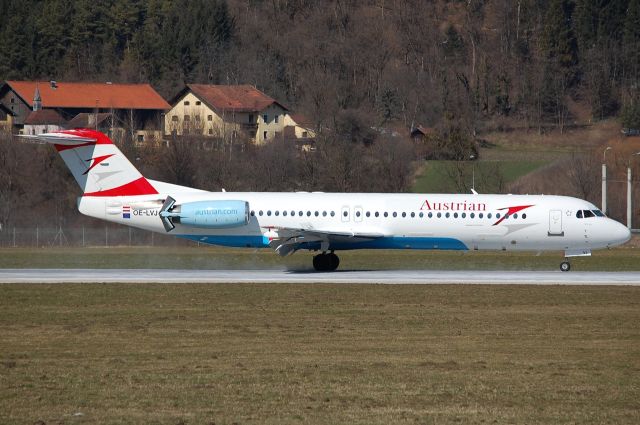 Fokker 100 (OE-LVJ)