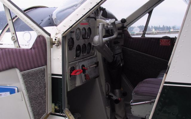 De Havilland Canada DHC-2 Mk1 Beaver (C-FHRT) - TOFINO AIR - Port of Nanaimo