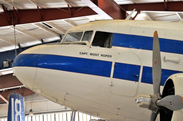 Douglas DC-3 — - War Eagles Museum 06-30-21.