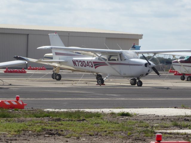 Cessna Skyhawk (N73043)