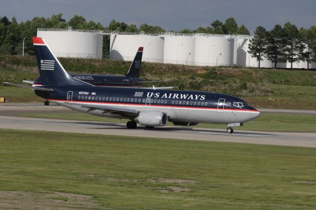 Boeing 737-700 (N517AU) - Taken May 15, 2006