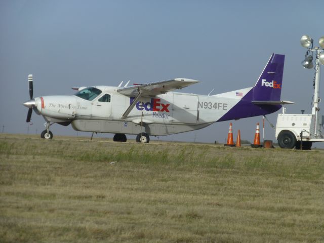 Cessna Caravan (N934FE)