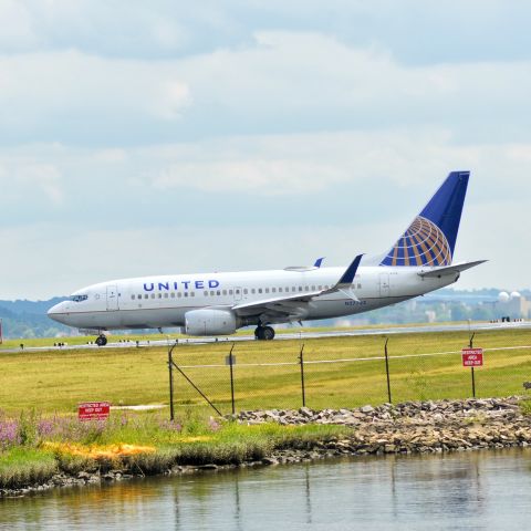 Boeing 737-700 (N27722) - A Boeing 737-700 operated by United awaits departure (i.e. “line up and wait”) at Reagan Airport, headed out to Chicago O'Hare, 20190816. br /br /© 2019 Heath Flowersbr /br /Contact photographer for reproduction(s).