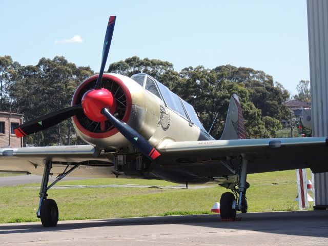 YAKOVLEV Yak-52 (VH-YKK)