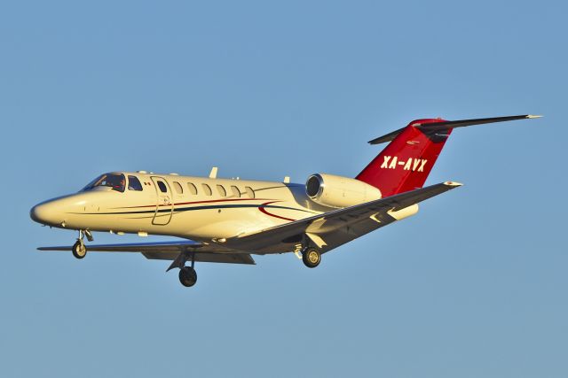 Cessna Citation CJ3 (XA-AVX) - XA-AVX 2007 Cessna 525B Citation CJ3 (cn 525B-0192)br /br /Las Vegas - McCarran International (LAS / KLAS)br /USA - Nevada, May 02, 2013br /Photo: Tomás Del Coro