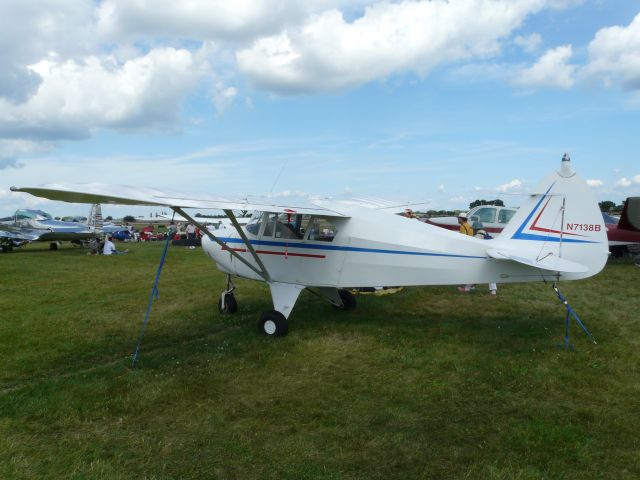 Piper PA-22 Tri-Pacer (N7138B)