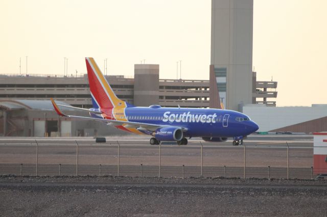 Boeing 737-700 (N468WN)