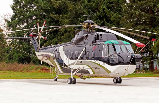 Sikorsky Sea King (C-FXEC) - Sikorsky Sea King. Chehalem Airpark Airport (Newberg, OR). Used mainly for IFR Flight Training.