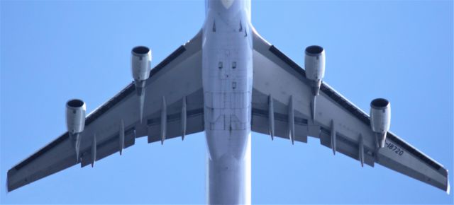 Boeing 747-400 (B-18720) - TPE  7-30-2023