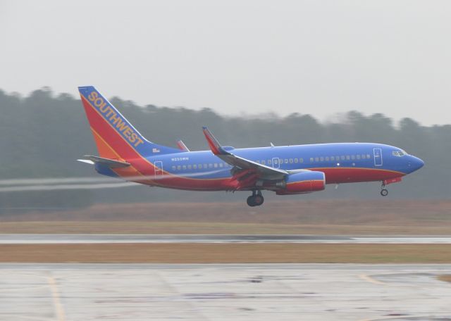 Boeing 737-700 (N253WN)