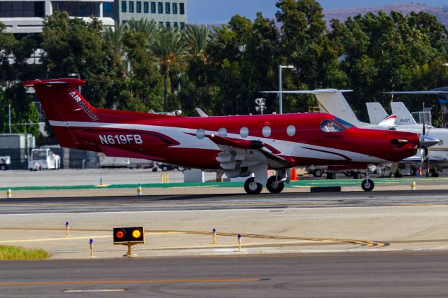 Pilatus PC-12 (N619FB)