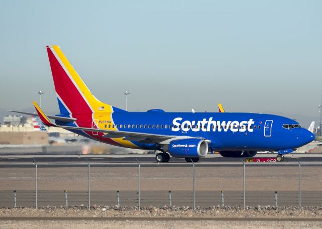 Boeing 737-700 (N938WN)