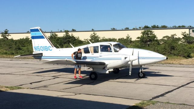 Piper Apache (N501BC) - FRESH INSPECTION 