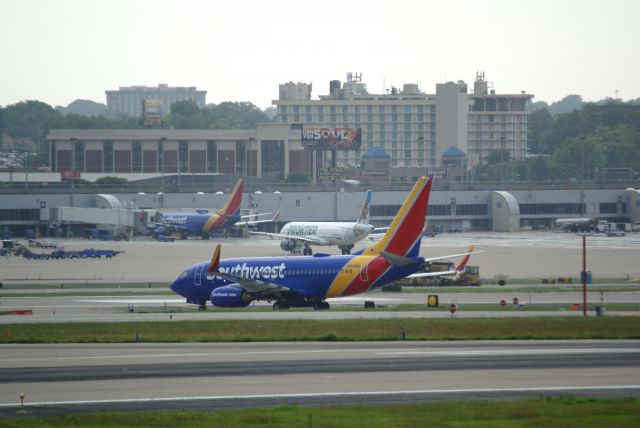 Boeing 737-700 (N415WN)