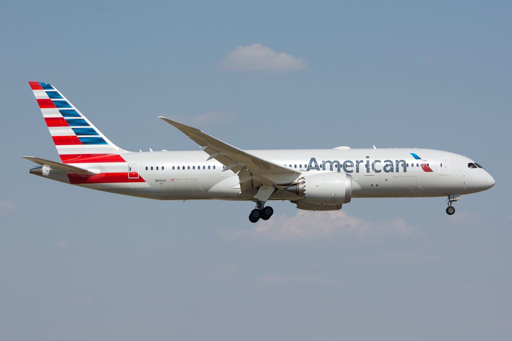 Boeing 787-8 (N801AC) - 08/15/2015 American N801AC B788 KDFW